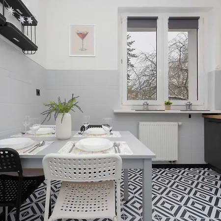 Apartament Bright With Balcony In Wola By Renters Warszawa