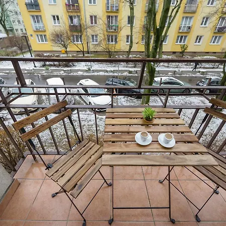 Bright With Balcony In Wola By Renters Apartament *