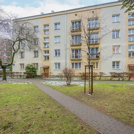 Bright With Balcony In Wola By Renters * Varsóvia